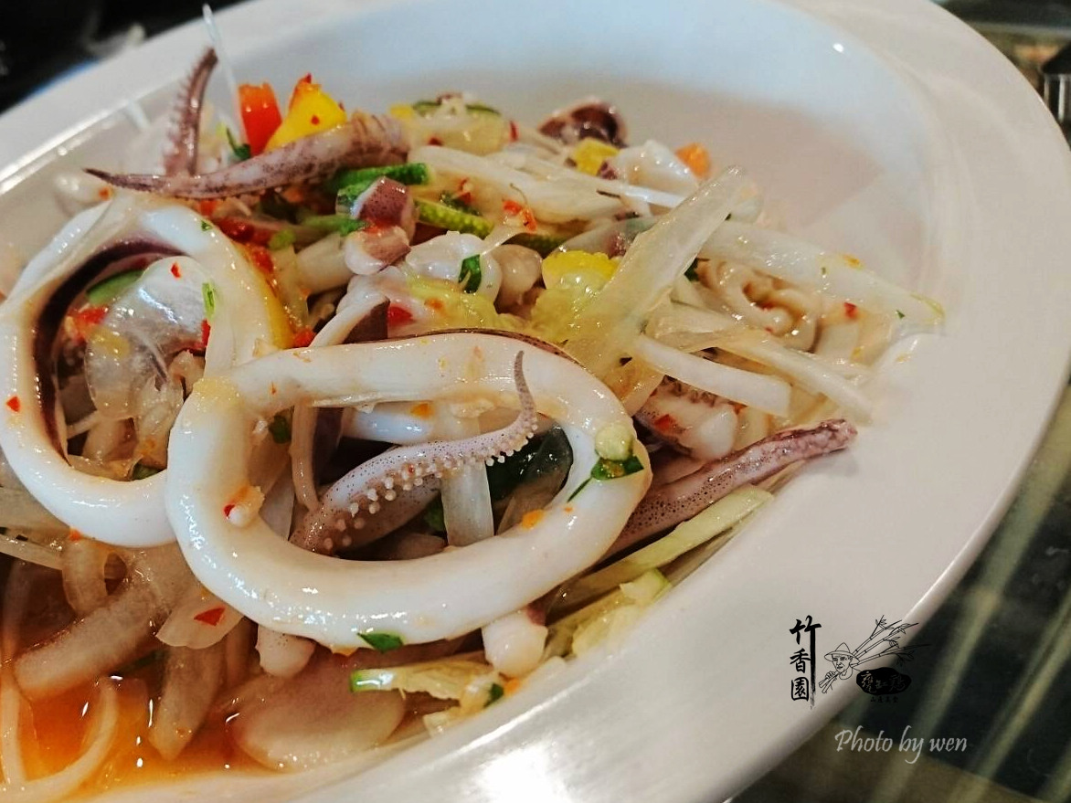 泰式中卷